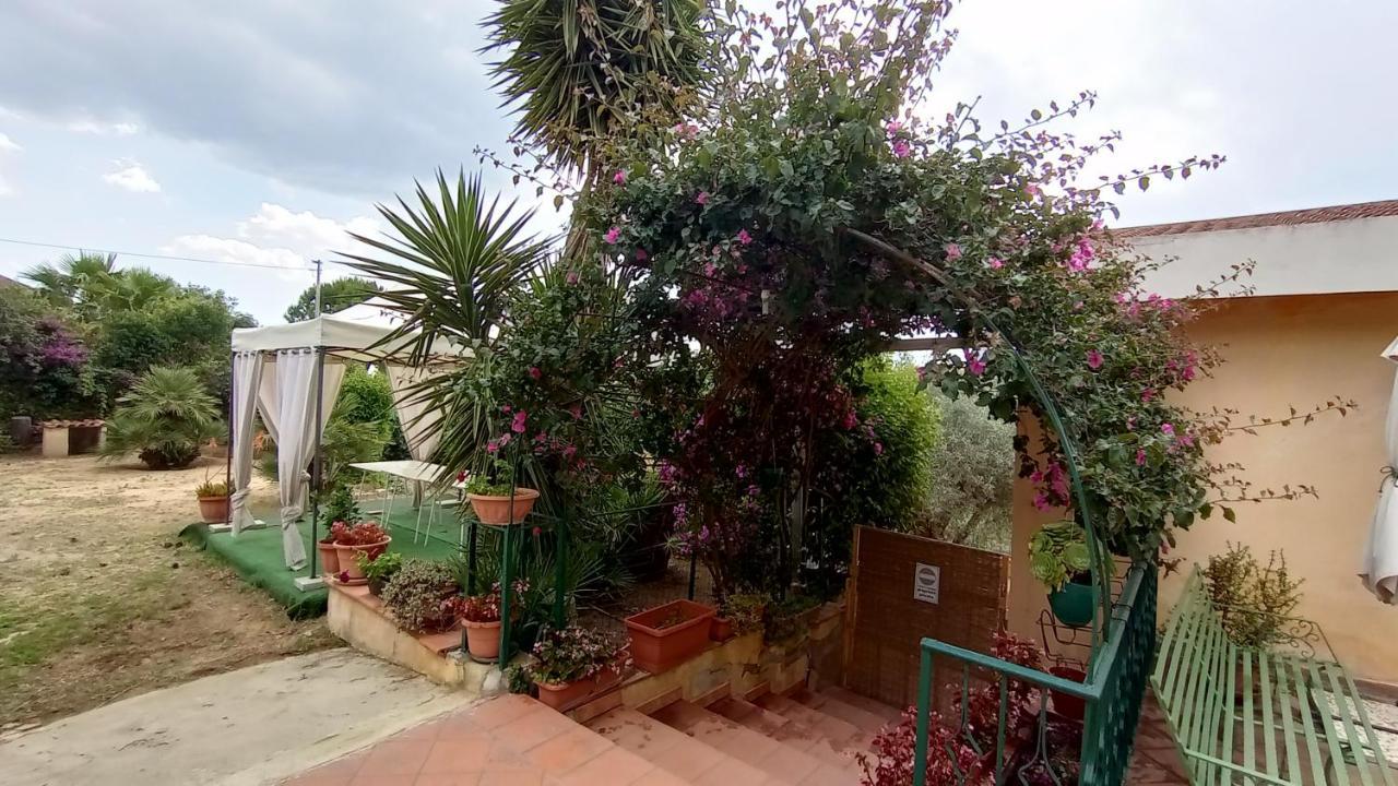 Alla Romana Villa Caltagirone Luaran gambar